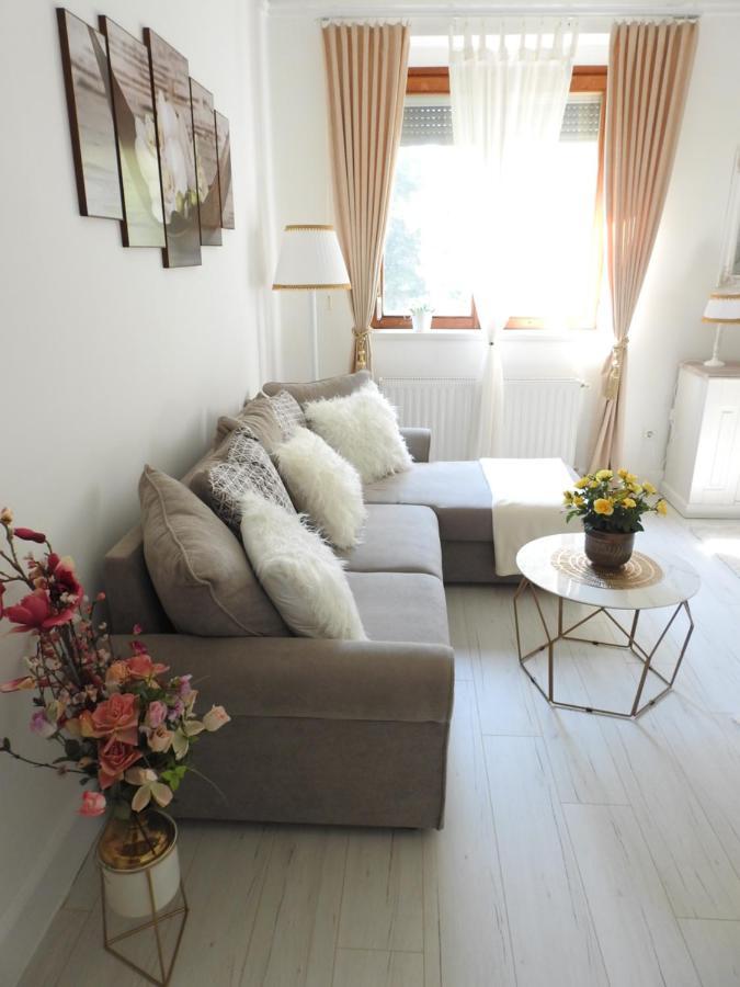 Patak Apartman Erlau Exterior foto